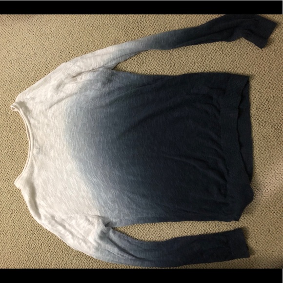 Blue and white ombré sweater - Picture 1 of 2